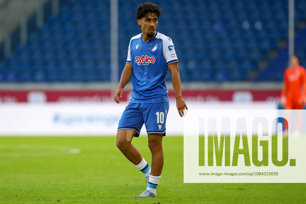 GER, Fussball, Herren, 3. Liga, Saison 2026 2027, MSV Duisburg - TSG Hoffenheim II Yasin Zor (TSG II) schaut