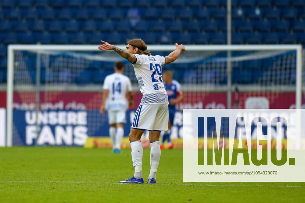 GER, Fussball, Herren, 3. Liga, Saison 2026 2027, MSV Duisburg - TSG Hoffenheim II Joshua Bitter (MSV) gestikuliert, Gestik