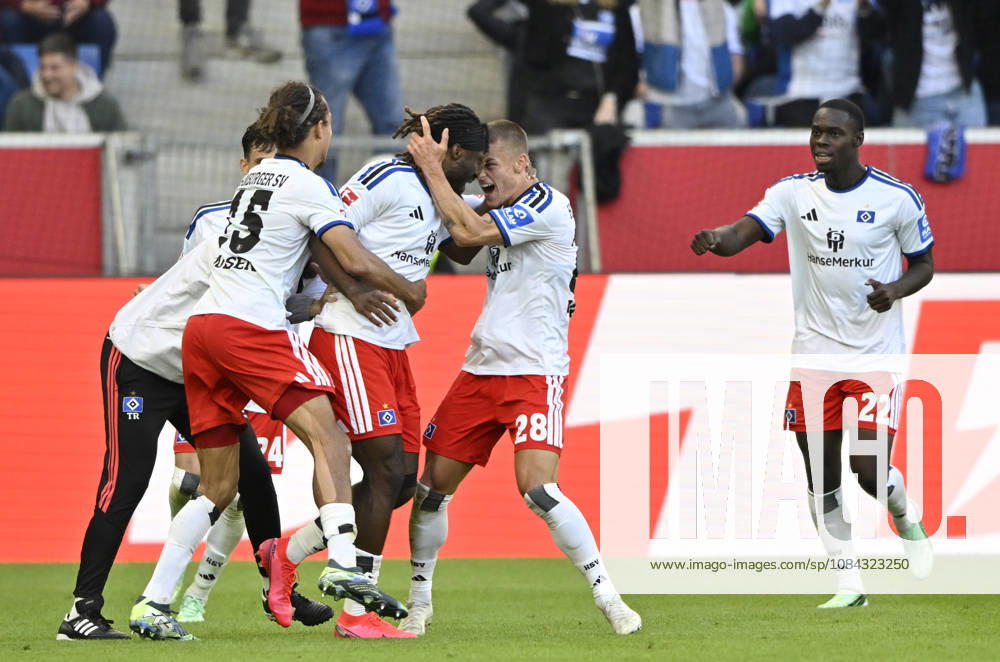 TOR zum 2:2 Terem Moffi Hamburger SV HSV (09) Torjubel Miro Muheim Hamburger SV HSV (28) Kofi Amoako Hamburger SV HSV (22) Yussuf Poulsen Hamburger SV HSV (15) TSG 1899 Hoffenheim vs Hamburger SV HSV 10.10.2026 DFL REGULATIONS PROHIBIT ANY USE OF PHOTOGRAPHS AS IMAGE SEQUENCES AND OR QUASI-VIDEO TSG 1899 Hoffenheim vs Hamburger SV HSV