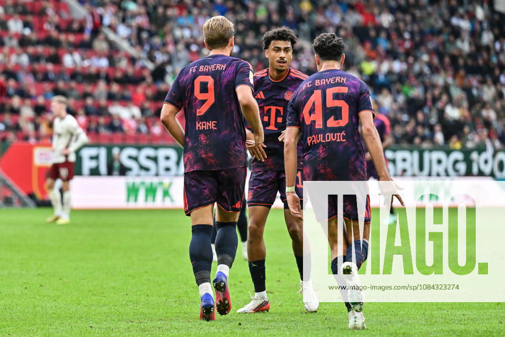AUGSBURG, GERMANY; 10. OCTOBER: Bayern Munich celebrating the goal to makes 2-2 by Nathaniel BROWN (FC Bayern Munich 11) Tor Torschuetze Freude during the Bundesliga Match between FC Augsburg vs. FC Bayern Munich at Matchday 5 at WWK-Arena DFL REGULATIONS PROHIBIT ANY USE OF PHOTOGRAPHS AS IMAGE SEQUENCES AND OR QUASI-VIDEO