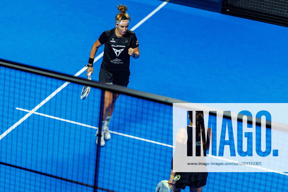 DÜSSELDORF, GERMANY - 10 OCTOBER 2026: Image shows the celebration of Beatriz Gonzalez Fernandez (ESP) and Paula Josemaria Martin (ESP) during CUPRA Germany Premier Padel P2 2026 Day 7: Semifinals at CASTELLO Düsseldorf on 10 10 2026 in Düsseldorf, Germany. Germany
