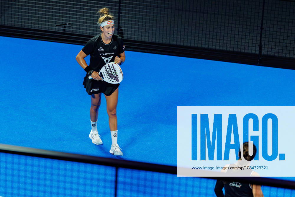 DÜSSELDORF, GERMANY - 10 OCTOBER 2026: Image shows the celebration of Beatriz Gonzalez Fernandez (ESP) and Paula Josemaria Martin (ESP) during CUPRA Germany Premier Padel P2 2026 Day 7: Semifinals at CASTELLO Düsseldorf on 10 10 2026 in Düsseldorf, Germany. Germany