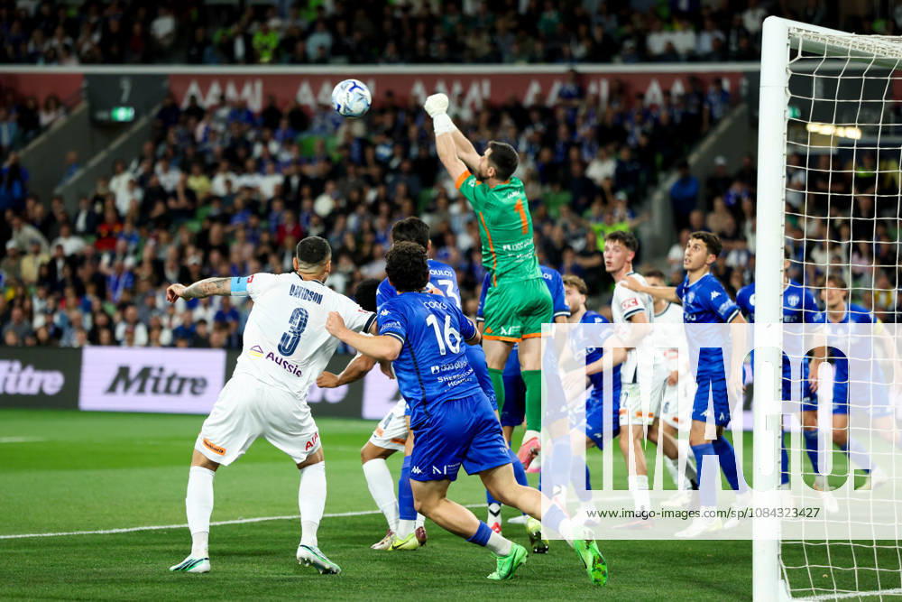 MELBOURNE, AUSTRALIA - OCTOBER 10: Australia Cup Final match between South Melbourne FC and Melbourne Victory FC at AAMI Park on October 10, 2026 in Melbourne, Austr0alia. Melbourne Australia - ZUMAp121 20261010_zsp_p121_071