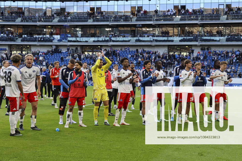 Hamburger SV nach dem Spiel bei den Fans , Deutschland, Fussball, 1. Bundesliga, 5.Spieltag, 2026 2027, TSG Hoffenheim vs. Hamburger SV, 10.10.2026, Sinsheim SNP Arena Deutschland