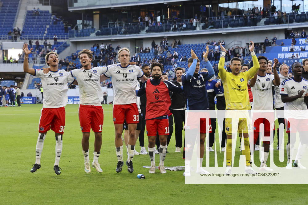 Hamburger SV nach dem Spiel bei den Fans , Deutschland, Fussball, 1. Bundesliga, 5.Spieltag, 2026 2027, TSG Hoffenheim vs. Hamburger SV, 10.10.2026, Sinsheim SNP Arena Deutschland