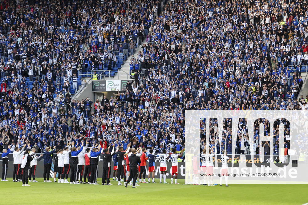 Hamburger SV nach dem Spiel bei den Fans , Deutschland, Fussball, 1. Bundesliga, 5.Spieltag, 2026 2027, TSG Hoffenheim vs. Hamburger SV, 10.10.2026, Sinsheim SNP Arena Deutschland