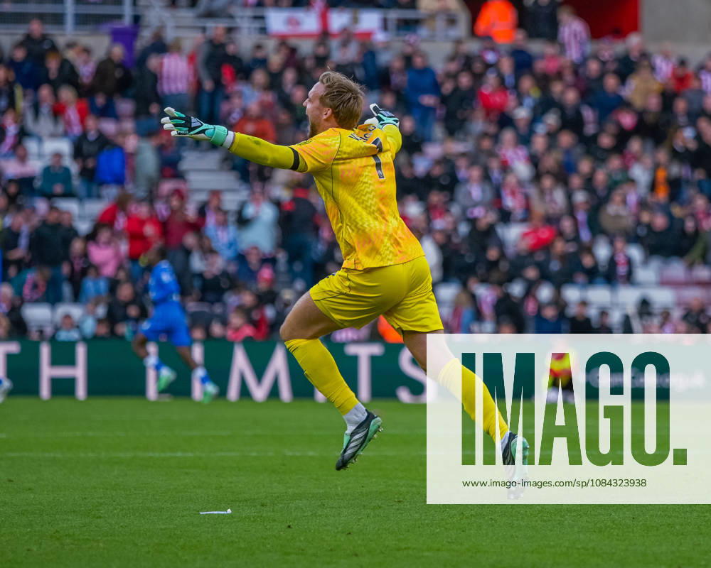 Sunderland v Brighton, Premier League, Football, Stadium Of Light, Sunderland UK - 10 Oct 2026 Bart Verbruggen of Brighton & Hove Albion Football Club celebrates Brighton scoring their second goal Sunderland Stadium Of Light Tyne and Wear UK, UK NEWSPAPERS OUT