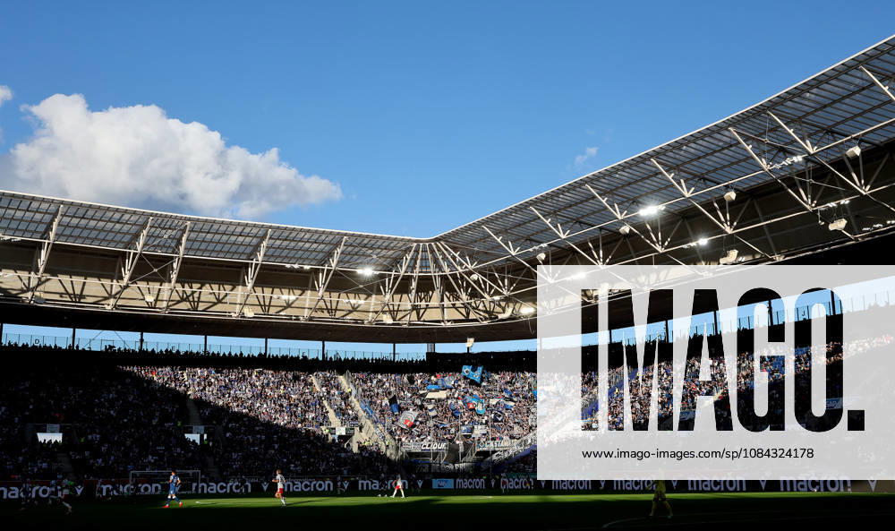 Sinsheim , Fußball Bundesliga TSG 1899 Hoffenheim vs. Hamburger SV , Übersicht SNP Arena , Gästefans HSV , Fans