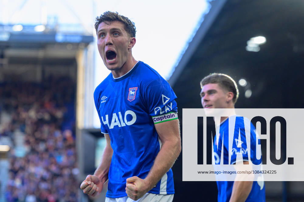 IPSWICH, ENGLAND OCTOBER 10 - Dara O Shea of Ipswich Town celebrating scoring the team s second goal during the Premier League game between Ipswich Town and Fulham at Portman Road on October 10, 2026 in Ipswich, England. (Photo by Keeran Marquis Sports Press Photo)