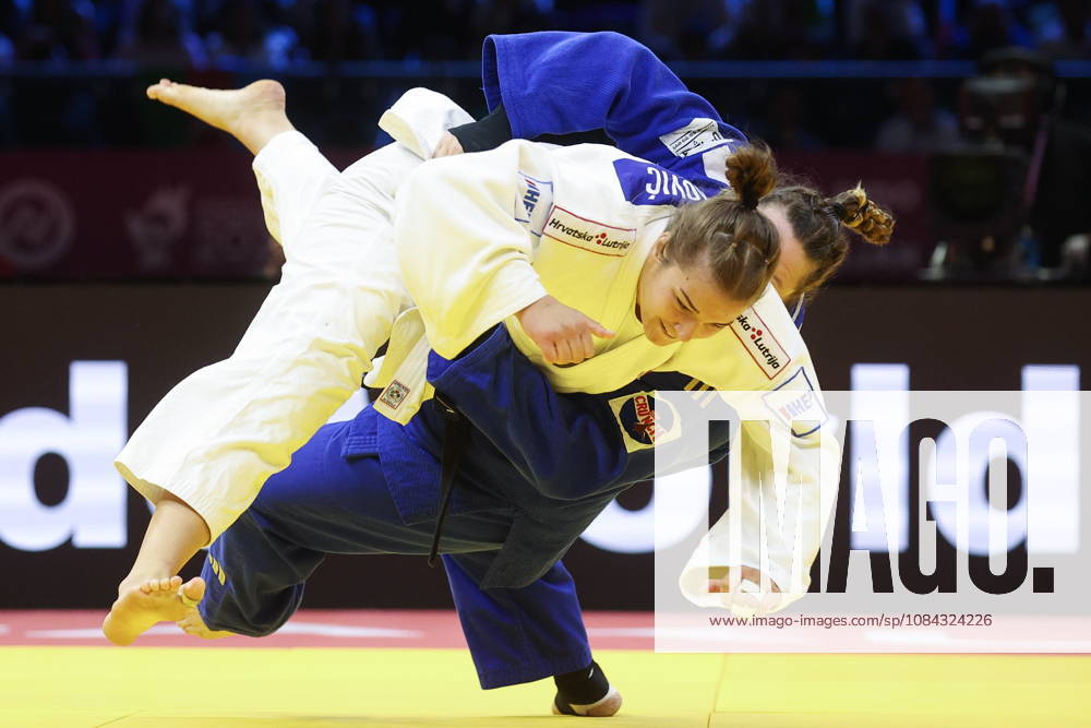 AZERBAIJAN, BAKU - OCTOBER 10, 2026: Croatia s Helena Vukovic (L) and Israel s Raz Hershko fight in their heavyweight bout during the 2026 World Judo Championships at the National Gymnastics Arena 2026 World Judo Championships In Baku - ZUMAt113 20261010_zaa_t113_414