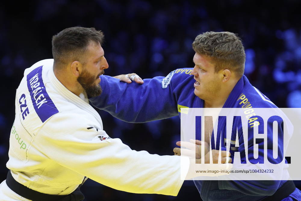 AZERBAIJAN, BAKU - OCTOBER 10, 2026: Czechia s Lukas Krpalek (L) and Finland s Martti Puumalainen fight in their heavyweight bout during the 2026 World Judo Championships at the National Gymnastics Arena 2026 World Judo Championships In Baku - ZUMAt113 20261010_zaa_t113_415