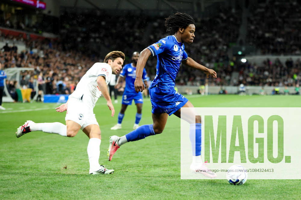 MELBOURNE, AUSTRALIA - OCTOBER 10: James Lackay of South Melbourne FC during the Australia Cup Final match between South Melbourne FC and Melbourne Victory FC at AAMI Park on October 10, 2026 in Melbourne, Austr0alia. South Melbourne FC V Melbourne Victory FC - Australia Cup 2026 Final - ZUMAp121 20261010_zsp_p121_082