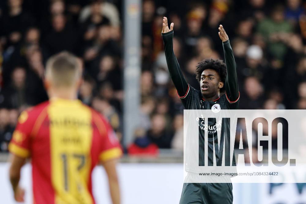DEVENTER - Lushendry Martes of Sparta Rotterdam celebrates the 2-2 draw during the Dutch Eredivisie match between Go Ahead Eagles and Sparta Rotterdam at De Adelaarshorst on October 10, 2026, in Deventer, the Netherlands. BART STOUTJESDIJK ANP Eredivisie 2026 27 ANPxSportx IVx 572033344 originalFilename: 572033344