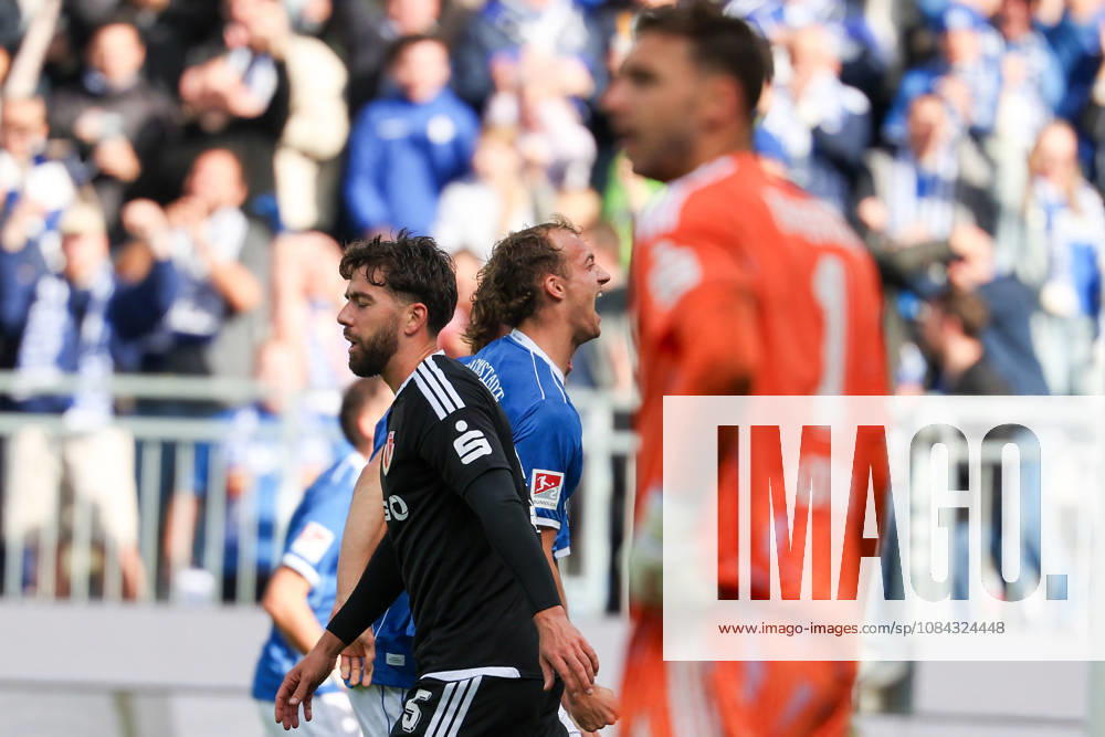 2026.10.10 Fussball 2.Bundesliga SV Darmstadt 98 - Energie Cottbus v.l.,Yannik Luehrs (SV Darmstadt 98) seen celebrating after scoring goal to 3:1