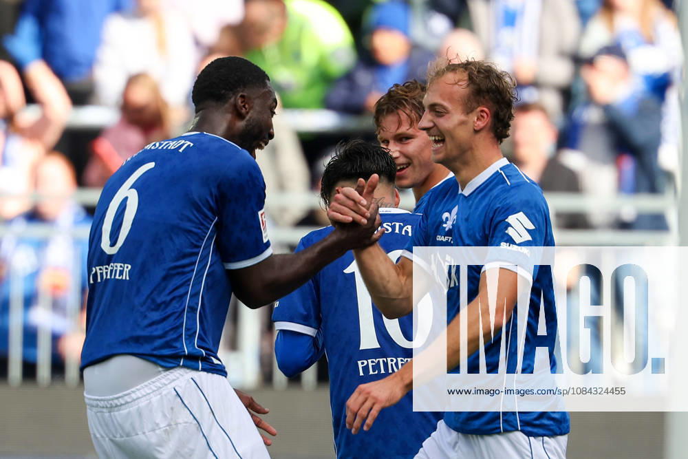 2026.10.10 Fussball 2.Bundesliga SV Darmstadt 98 - Energie Cottbus v.l.,Patric Pfeiffer (SV Darmstadt 98) and Yannik Luehrs (SV Darmstadt 98) seen celebrating after scoring goal to 3:1