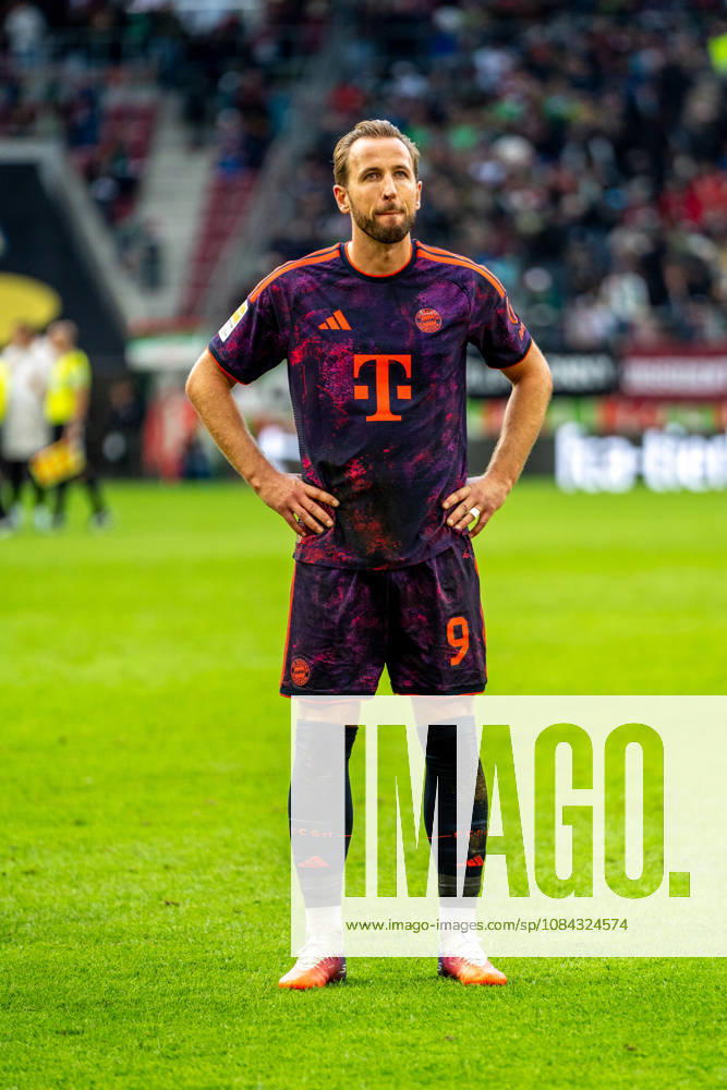 Harry Kane (9 Bayern) nach dem Bundesligaspiel FC Augsburg - FC Bayern München am 10.10.2026.