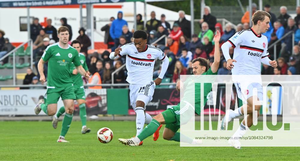 Fussball - Saison 2026 2027 - Regionalliga Bayern - 04. Spieltag: SpVgg Ansbach - 1. FC Nürnberg FCN II ( Club ) - DoGe - - Winners Osawe (38, 1. FC Nürnberg FCN II ) Eric Weeger (25, SpVgg Ansbach )