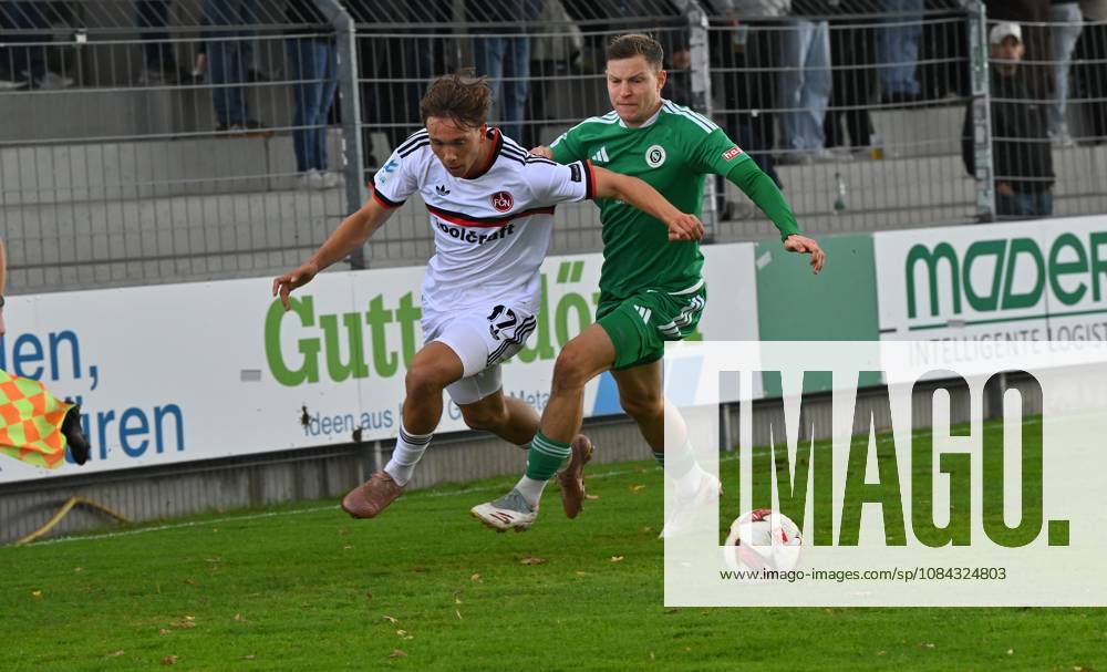 Fussball - Saison 2026 2027 - Regionalliga Bayern - 04. Spieltag: SpVgg Ansbach - 1. FC Nürnberg FCN II ( Club ) - DoGe - - Moritz Wiezorrek (17, 1. FC Nürnberg FCN II ) Riko Manz (29, SpVgg Ansbach )