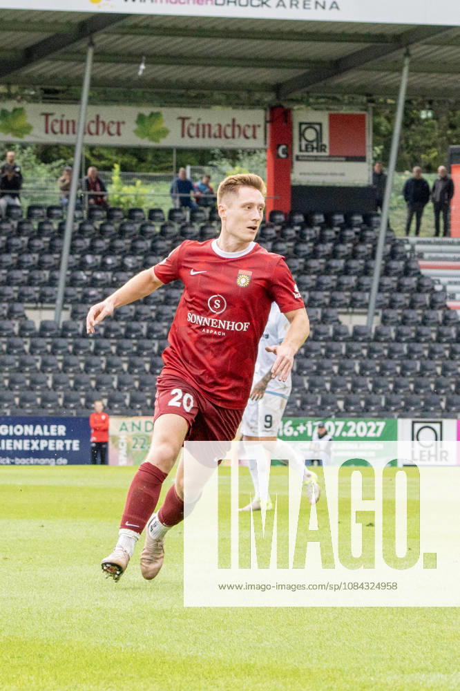 Fussball 3.Liga, SG Sonnenhof Grossaspach - SV Waldhof Mannheim v.l. Spielszene mit Leon Maier (SG Sonnenhof Großaspach) Aspach