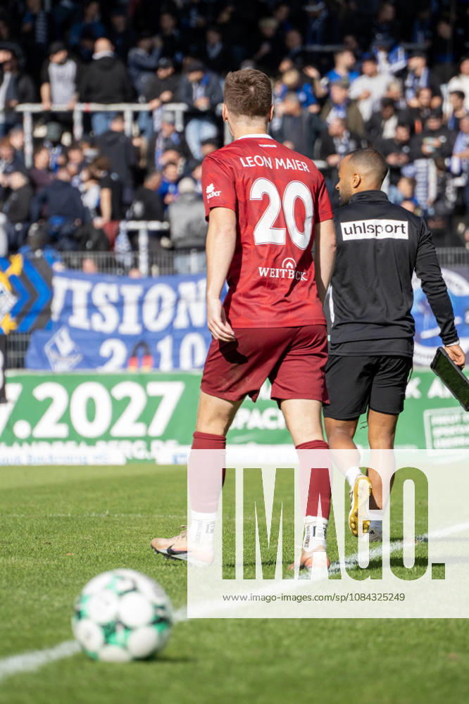 Fussball 3.Liga, SG Sonnenhof Grossaspach - SV Waldhof Mannheim v.l. Leon Maier (SG Sonnenhof Großaspach) Aspach