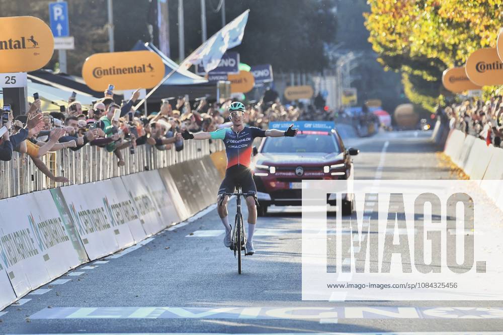 Road cycling, Rad, Radsport, Strasse - Il Lombardia 2026 - Paul Seixas Wins the Monument Solo Paul Seixas won the Monument solo during the ll Lombardia 2026, after attacking 18 km from the finish, making him the youngest winner in the history of the race, on October 10, 2026, in Bergamo, Italy. Photo byDavide Vaninetti IPA Spor ABACAPRESS.COM Bergamo Italy