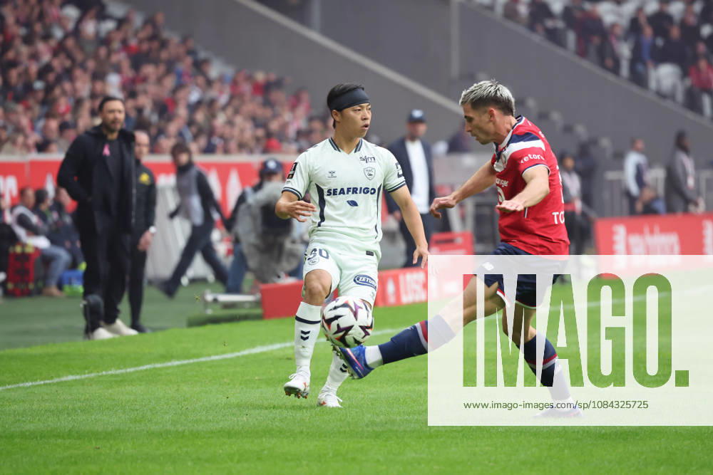 Sota NAKAMURA (Havre AC) et Romain PERRAUD (LOSC Lille) lors du match LOSC Lille vs Le Havre, Ligue 1, Decathlon Arena stade Pierre Mauroy, le 10 octobre 2026 - photo Laurent Sanson PsnewZ
