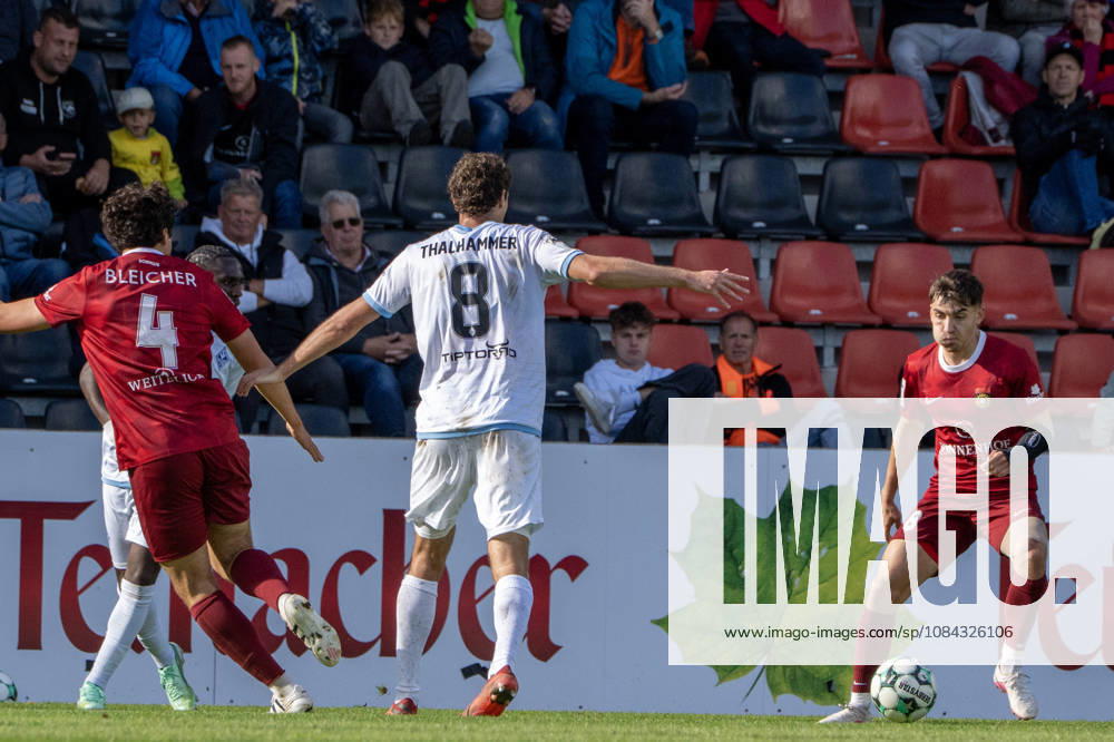 Fussball 3.Liga, SG Sonnenhof Grossaspach - SV Waldhof Mannheim v.l. Spielszene mit Jan Elias Rahn (SG Sonnenhof Großaspach) und Maximilian Thalhammer (SV Waldhof Mannheim) und Franz-Xaver Noah Bleicher (SG Sonnenhof Großaspach) Aspach