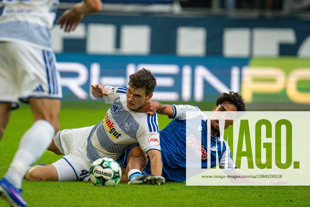 Fußball 3.Liga MSV Duisburg - TSG Hoffenheim II am 10.10.26 in der Schauinsland-Reisen Arena in Duisburg Martin Ens ( Duisburg ) Duisburg