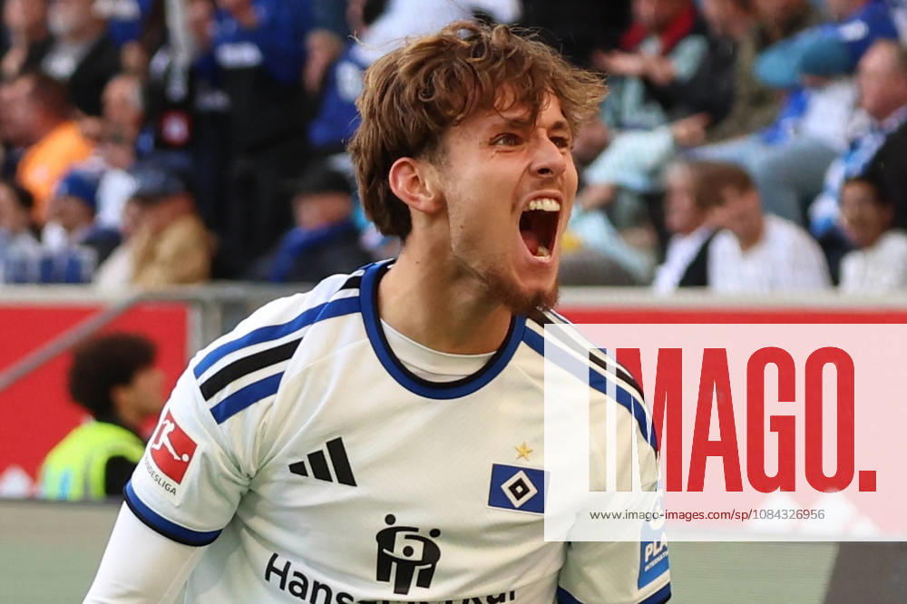 Fussball 1.Bundesliga, TSG 1899 Hoffenheim - Hamburger SV v.l. Torjubel nach dem Tor zum celebrating the goal celebrate 2:2 durch Otto Stange (Hamburger SV) Treffer zählt nicht Sinsheim