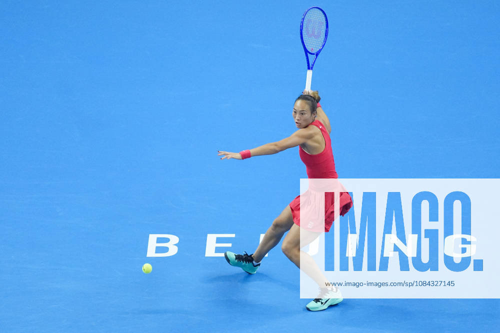 (261010) -- BEIJING, Oct. 10, 2026 -- Zheng Qinwen hits a return during the women s singles semifinal between Zheng Qinwen of China and Elise Mertens of Belgium at 2026 China Open tennis tournament in Beijing, China, Oct. 10, 2026. ) (SP)CHINA-BEIJING-TENNIS-CHINA OPEN-WOMEN S SINGLES-SEMIFINAL (CN) JuxHuanzong