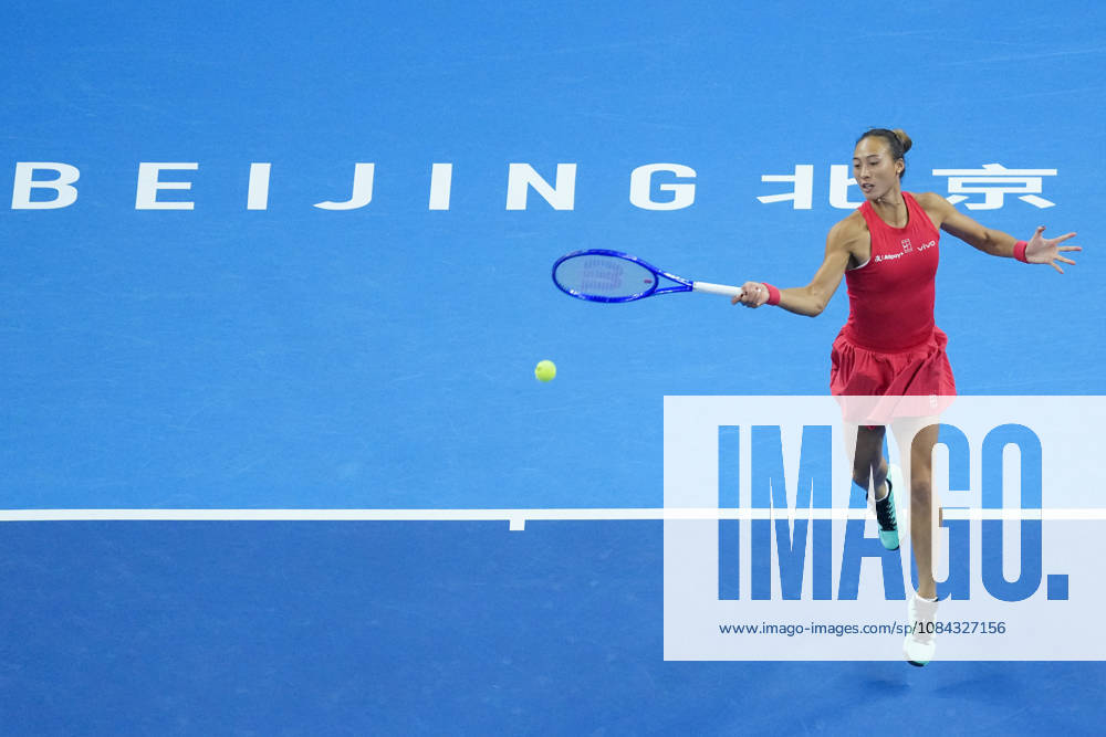 (261010) -- BEIJING, Oct. 10, 2026 -- Zheng Qinwen hits a return during the women s singles semifinal between Zheng Qinwen of China and Elise Mertens of Belgium at 2026 China Open tennis tournament in Beijing, China, Oct. 10, 2026. ) (SP)CHINA-BEIJING-TENNIS-CHINA OPEN-WOMEN S SINGLES-SEMIFINAL (CN) JuxHuanzong
