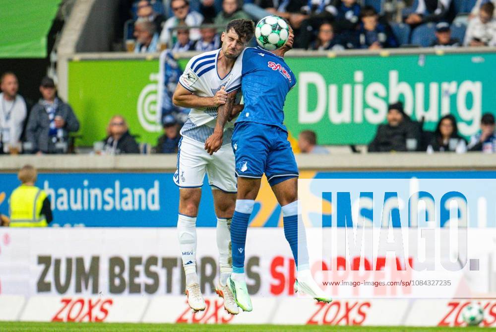 Fußball 3.Liga MSV Duisburg - TSG Hoffenheim II am 10.10.26 in der Schauinsland-Reisen Arena in Duisburg Tobias Fleckstein( Duisburg ) Duisburg
