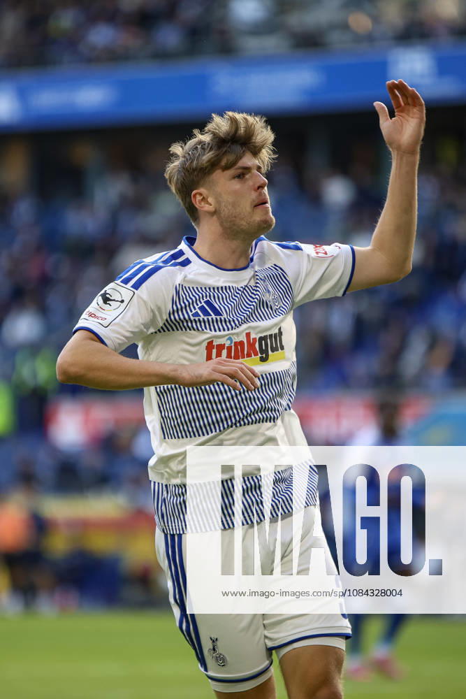 GER, Fussball, Herren, 3. Liga, Saison 2026 2027, MSV Duisburg - TSG Hoffenheim II Frederik Christensen (Duisburg) gestikuliert, Gestik Duisburg schauinsland-reisen-Arena Nordrhein-Westfalen Deutschland