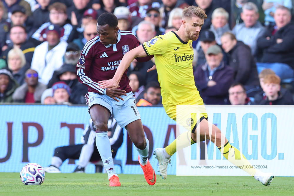 Aston Villa v Brentford, Premier League Nicolas Jackson of Aston Villa and Kristoffer Ajer of Brentford FC battle for possession during the Aston Villa v Brentford Premier League match at Villa Park, Birmingham, England on 10 October 2026 Credit: Ryan Crockett Every Second Media Editorial use only. All images are copyright Every Second Media Limited. No images may be reproduced without prior permission. All rights reserved. Premier League and Football League images are subject to licensing agreements with Football DataCo Limited. see https: www.football-dataco.com