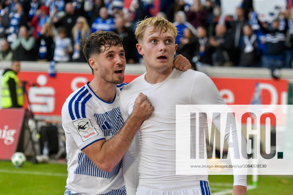 Peter Remmert (Duisburg 39) jubelt nach dem Tor zum 3:2 mit Tobias Fleckstein (Duisburg 5) 10.10.2026 ¢ Fussball ¢ MSV Duisburg vs TSG 1899 Hoffenheim II, Schauinsland-Reisen-Arena, Duisburg, DFB DFL REGULATIONS PROHIBIT ANY USE OF PHOTOGRAPHS AS IMAGE SEQUENCES AND OR QUASI-VIDEO NRW Germany
