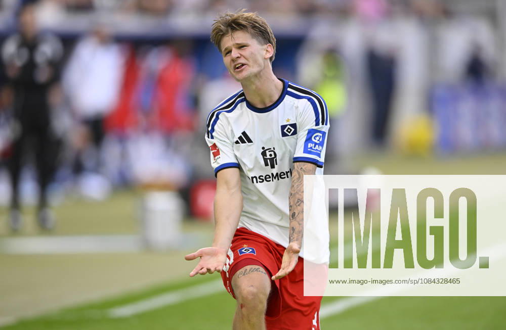 David Moeller Wolfe Hamburger SV HSV (03) Gestik Geste sauer TSG 1899 Hoffenheim vs Hamburger SV HSV 10.10.2026 DFL REGULATIONS PROHIBIT ANY USE OF PHOTOGRAPHS AS IMAGE SEQUENCES AND OR QUASI-VIDEO TSG 1899 Hoffenheim vs Hamburger SV HSV