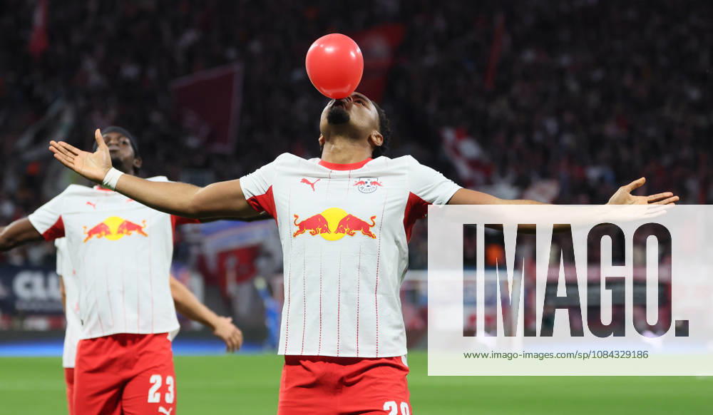 RB Leipzig - Frankfurt Bundesliga Leipzig, 10.10.2026, Red Bull Arena, Fußball, 1.Bundesliga, 5.Spieltag , RB Leipzig vs. SG Eintracht Frankfurt , Im Bild: Tor für RB Leipzig. Christopher Nkunku ( 28, RBL) trifft zum 1:0 und jubelt. , Nur zur redaktionellen Nutzung. Only editorial use. , DFL DFB regulations prohibit any use of photographs as image sequences and or quasi-video. ,