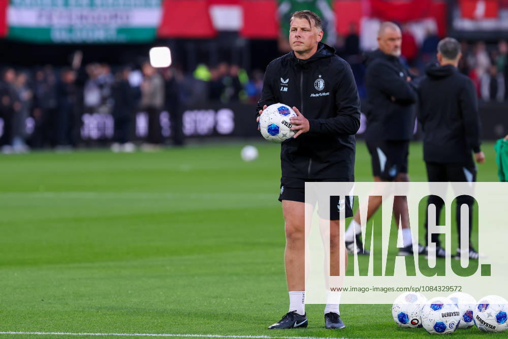 2026-10-10 Feyenoord v AZ Alkmaar - Dutch Eredivisie ROTTERDAM, NETHERLANDS - OCTOBER 10: Warming up of Keeper coach Justin Merz of Feyenoord during the Dutch Eredivisie match between Feyenoord and AZ Alkmaar at Stadion Feijenoord on October 10, 2026 in Rotterdam, Netherlands. Rotterdam Stadion Feijenoord Netherlands Content not available for redistribution in The Netherlands directly or indirectly through any third parties.