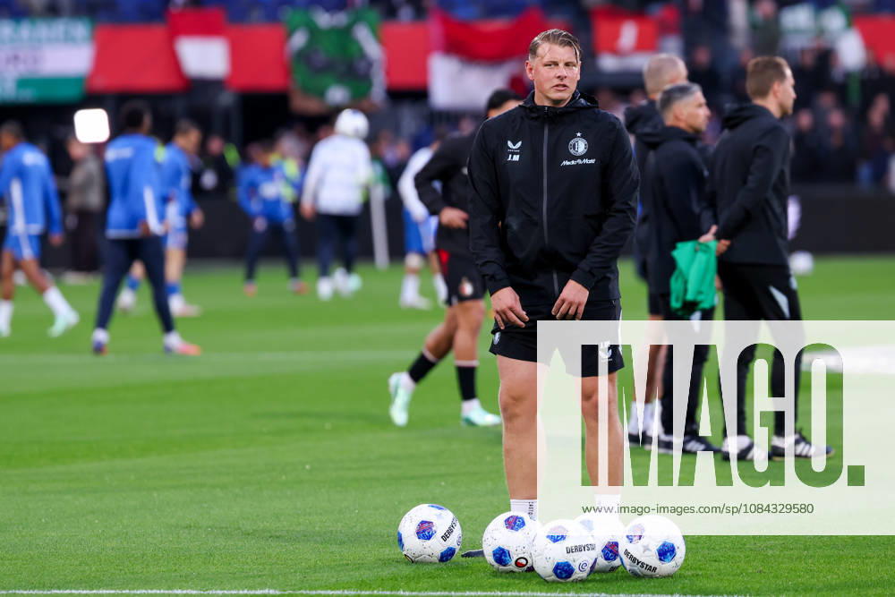 2026-10-10 Feyenoord v AZ Alkmaar - Dutch Eredivisie ROTTERDAM, NETHERLANDS - OCTOBER 10: Warming up of Keeper coach Justin Merz of Feyenoord during the Dutch Eredivisie match between Feyenoord and AZ Alkmaar at Stadion Feijenoord on October 10, 2026 in Rotterdam, Netherlands. Rotterdam Stadion Feijenoord Netherlands Content not available for redistribution in The Netherlands directly or indirectly through any third parties.