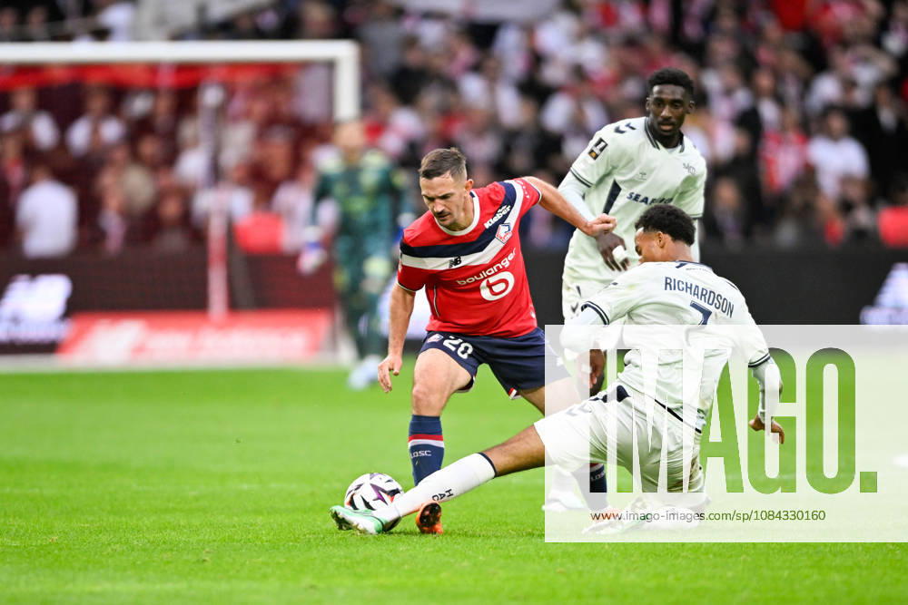 LOSC Lille v Le Havre Athletic Club - Ligue 1 McDonald s 2026 2027 Gaetan PERRIN of Lille and Amir RICHARDSON of Le Havre during Ligue 1 McDonald s match between Lille and Le Havre at Stade Pierre-Mauroy on October 10, 2026 in Lille, France. Lille France