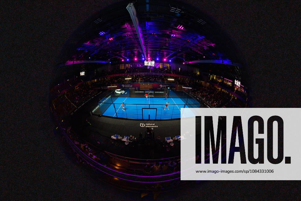 DÜSSELDORF, GERMANY - 10 OCTOBER 2026: Image shows overview of the CUPRA Germany Premier Padel P2 2026 Center Court in CASTELLO Düsseldorf during CUPRA Germany Premier Padel P2 2026 Day 7: Semifinals at CASTELLO Düsseldorf on 10 10 2026 in Düsseldorf, Germany. Germany