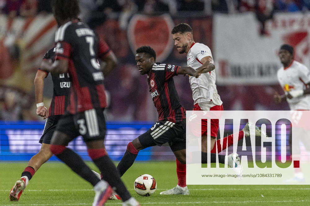 GER, Leipzig, Fussball, Bundesliga, 5. Spieltag, RB Leipzig vs. Eintracht Frankfurt im Bild v.l.: Noel Aseko (Eintracht Frankfurt 15), Romulo Cardoso (RB Leipzig 40), Zweikampf 10.10.2026, Red-Bull Arena Leipzig DFL DFB REGULATIONS PROHIBIT ANY USE OF PHOTOGRAPHS AS IMAGE SEQUENCES AND OR QUASI-VIDEO, Leipzig Red-Bull Arena Sachsen Germany
