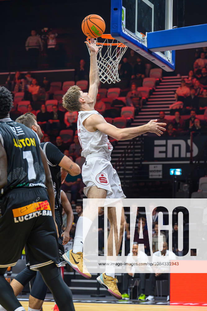 Basketball - Saison 2026 2027 - 2. Bundesliga Pro-A - 4. Spieltag: Nürnberg Falcons Basketball Club NBC - Kreisbau Kirchheim Knights - AlSch - - Lars Lenke (11, Nürnberg Falcons BC NBC )