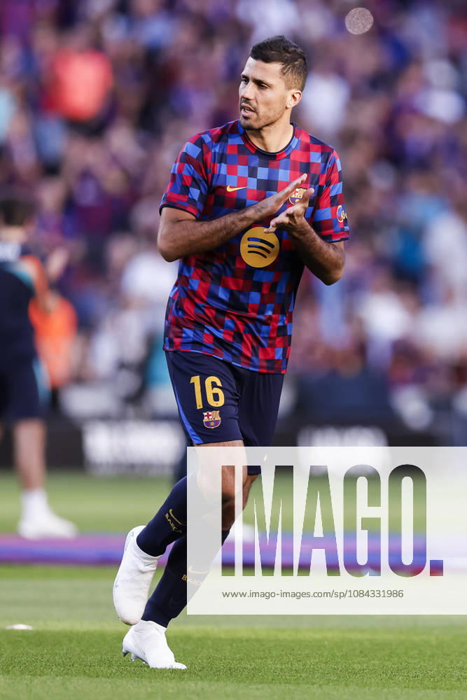 Rodri of FC Barcelona, Barca warms up during the Spanish league, LaLiga EA Sports, football match played between FC Barcelona and Getafe CF at Spotify Camp Nou stadium on October 10, 2026 in Barcelona, Spain. FC Barcelona V Getafe CF - LaLiga EA Sports - ZUMAa181 20261010_zaa_a181_072