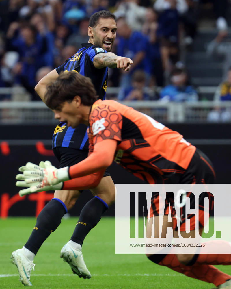 Inter Milans Hakan Calhanoglu jubilates after scoring the 2-0 goal during the Italian Serie A soccer match between Inter and Parma at Giuseppe Meazza stadium in Milan, Italy, 10 October 2026..ANSA MATTEO BAZZI. Serie A - Inter Vs Parma - ZUMAa110 20261010_zaf_a110_033
