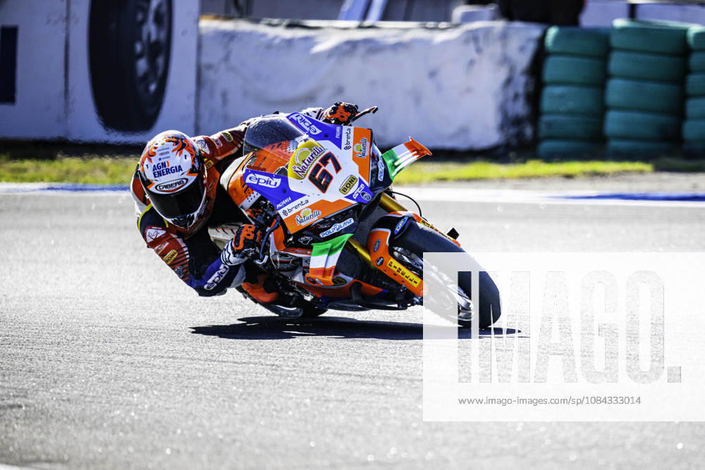 Alberto Surra of Motocorsa Racing in action during the Race 1 of the FIM Superbike World Championship, WM, Weltmeisterschaft at Circuito Estoril on October 10, 2026 in Cascais, Portugal. Motorsports 2026: WorldSBK - Tissot Estoril Round - ZUMAr200 20261010_zsp_r200_100