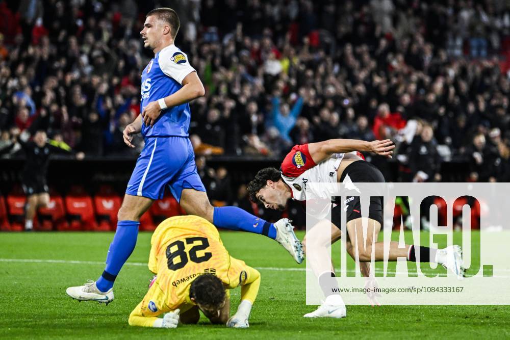 ROTTERDAM - Nacho Ferri of Feyenoord celebrates the 1-0 during the Dutch Eredivisie match between Feyenoord and AZ Alkmaar at Feyenoord stadium De Kuip on October 10, 2026 in Rotterdam, the Netherlands. OLAF KRAAK ANP Eredivisie 2026 27 ANPxSportx IVx 572042364 originalFilename: 572042364