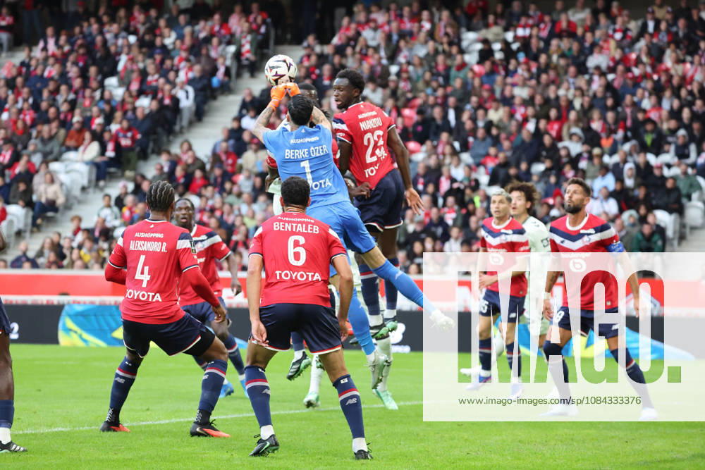 Berke ÖZER (LOSC Lille) lors du match LOSC Lille vs Le Havre, Ligue 1, Decathlon Arena stade Pierre Mauroy, le 10 octobre 2026 - photo Laurent Sanson PsnewZ