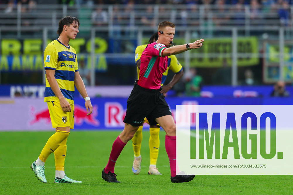 SOCCER - Serie A - Inter - FC Internazionale vs. Parma Calcio Photo by IPA ABACAPRESS.COM89510633 - Referee Federico Kevin Bonacina in action during a Serie A Enilive 2026 27 soccer match between FC Internazionale and Parma Calcio 1913. Milan Italy