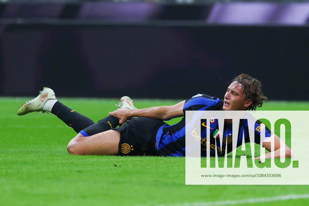 SOCCER - Serie A - Inter - FC Internazionale vs. Parma Calcio Photo by IPA ABACAPRESS.COM89510641 - Francesco Esposito of FC Internazionale was injured during the 2026 27 Serie A Enilive soccer match between FC Internazionale and Parma Calcio 1913. Milan Italy
